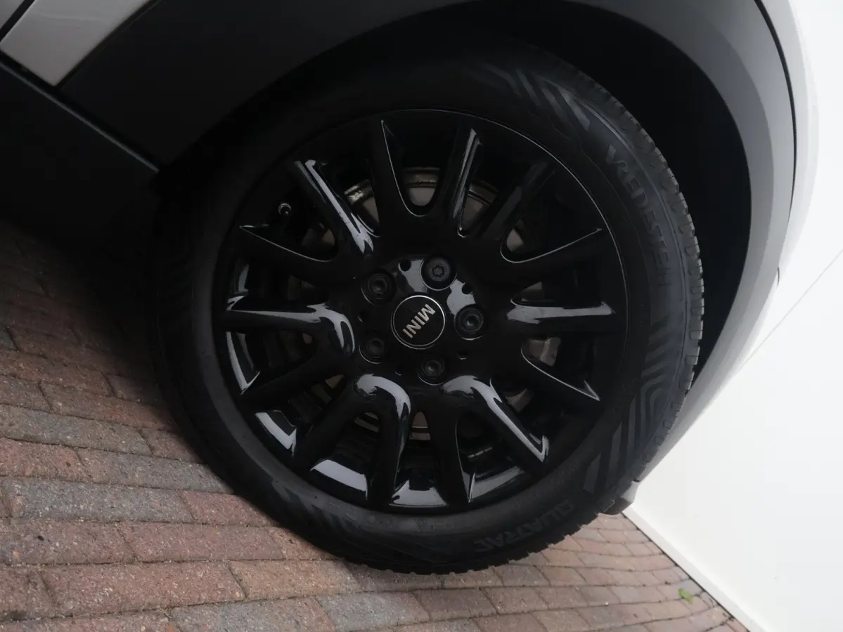 1.5 Cooper Camden Edition Cruise Control/ LED-koplampen/ Navigatie /