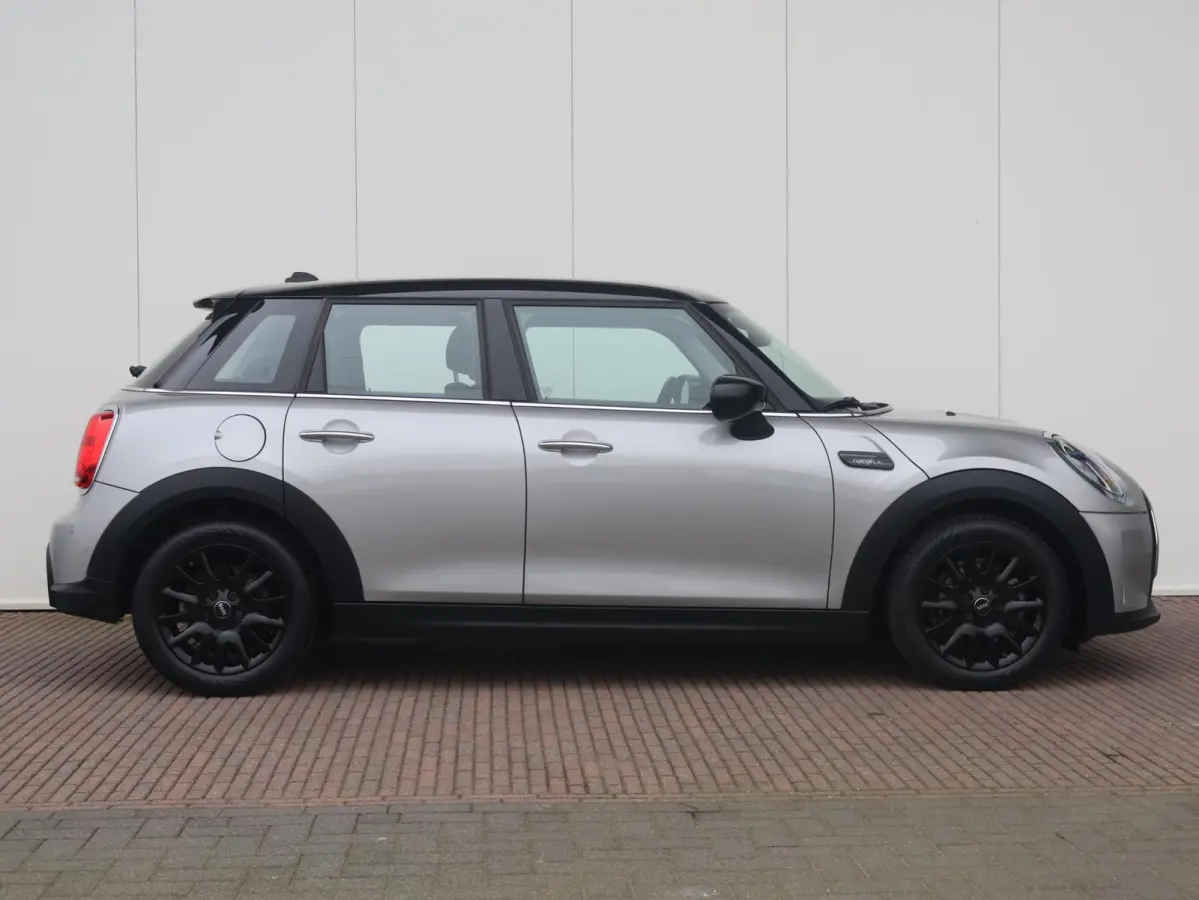 1.5 Cooper Camden Edition Cruise Control/ LED-koplampen/ Navigatie /