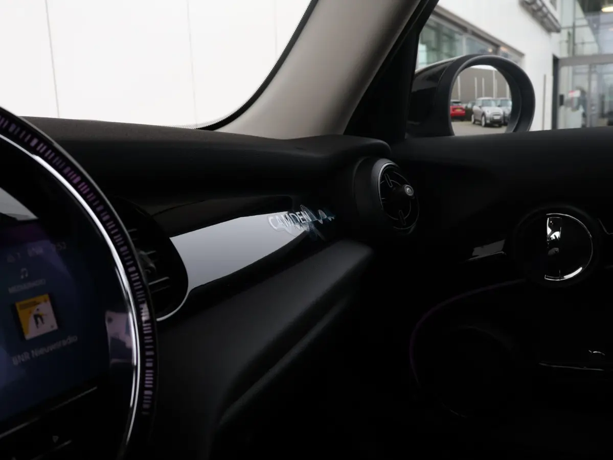 1.5 Cooper Camden Edition Cruise Control/ LED-koplampen/ Navigatie /