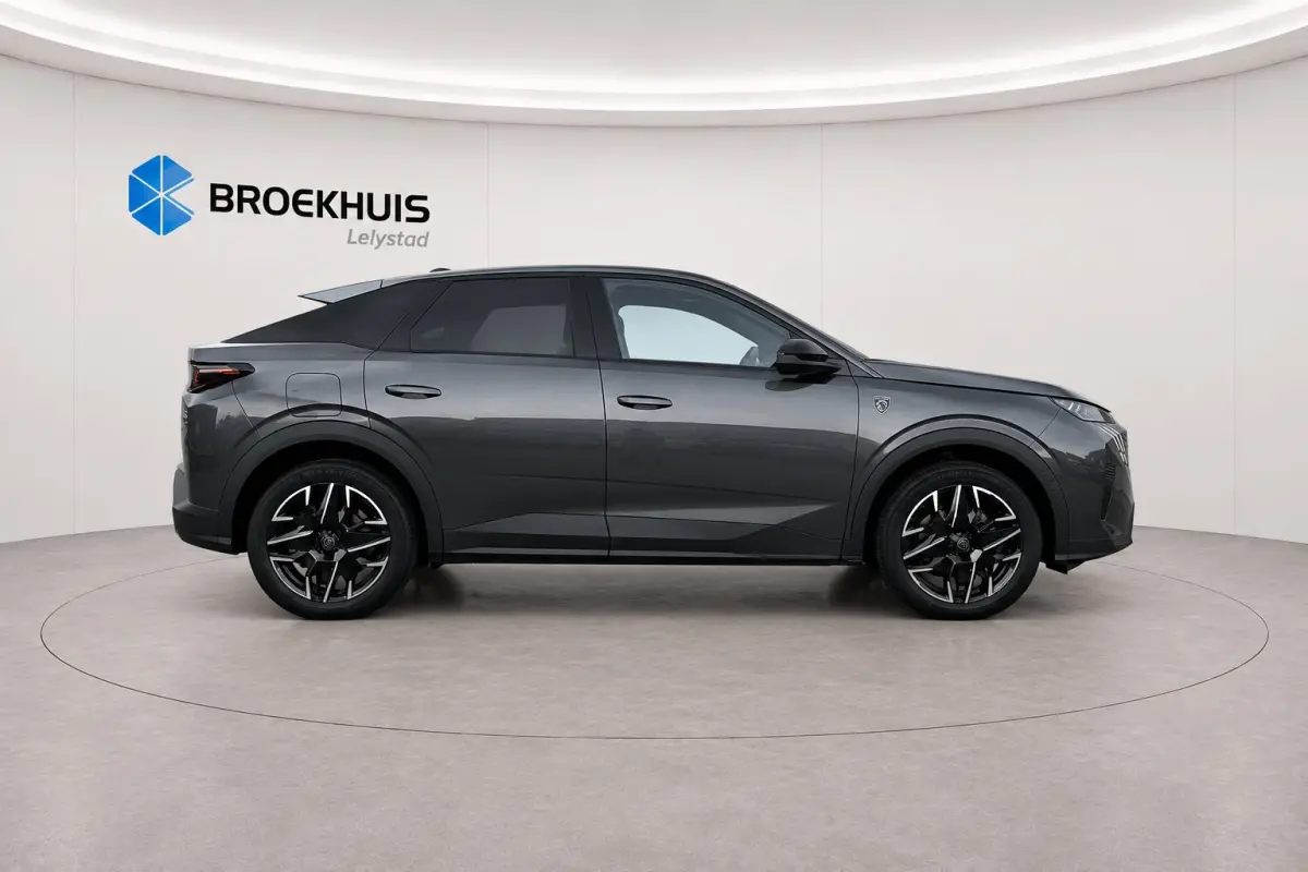 1.2 HYBRID 145PK GT AUTOMAAT / NAVI / LEDER / CLIMA / LED / PDC / 19" LMV / ALCANTARA / CAMERA / WINTERPAKKET / ADAPT. CRUISECONTROL / 1E EIGENAAR / NIEUWSTAAT !!
