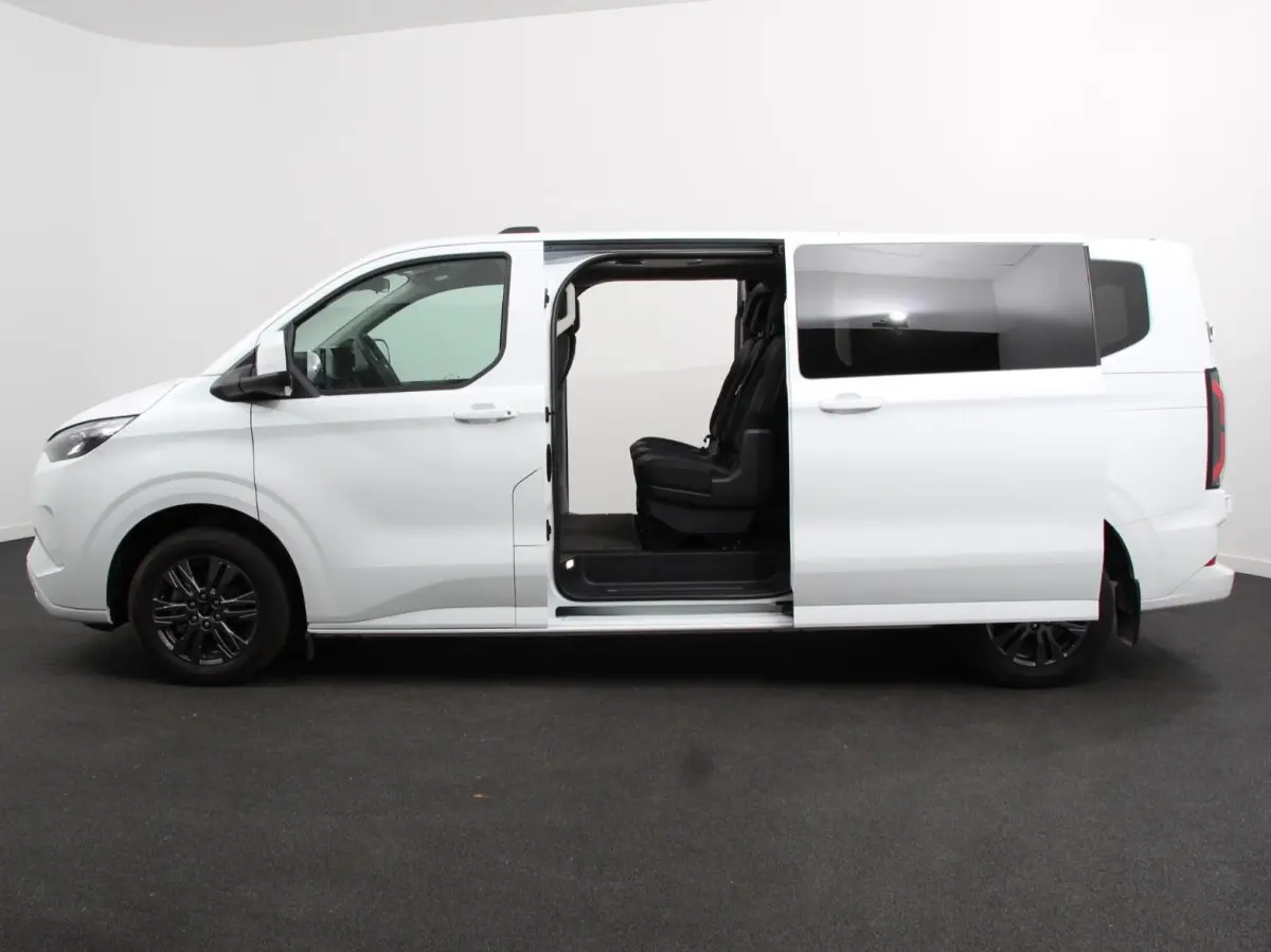 340 L2H1 Limited 65 kWh 8 persoons Automaat Cruise Control Airco Lichtmetalen Velgen