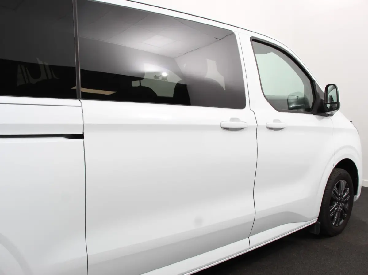 340 L2H1 Limited 65 kWh 8 persoons Automaat Cruise Control Airco Lichtmetalen Velgen