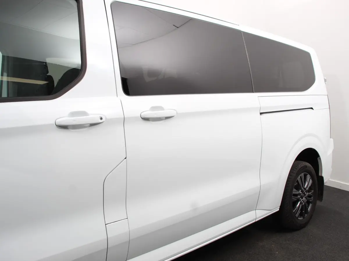 340 L2H1 Limited 65 kWh 8 persoons Automaat Cruise Control Airco Lichtmetalen Velgen