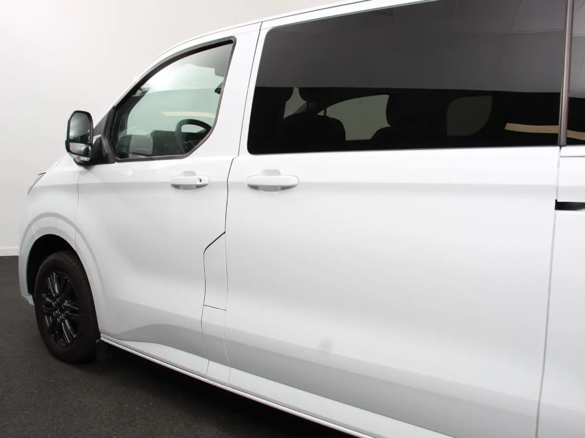 340 L2H1 Limited 65 kWh 8 persoons Automaat Cruise Control Airco Lichtmetalen Velgen