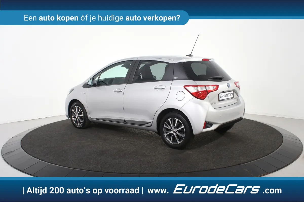1.5 Hybrid Y20 1.5 VVTi *1ste Eigenaar*Navigatie*Camera*