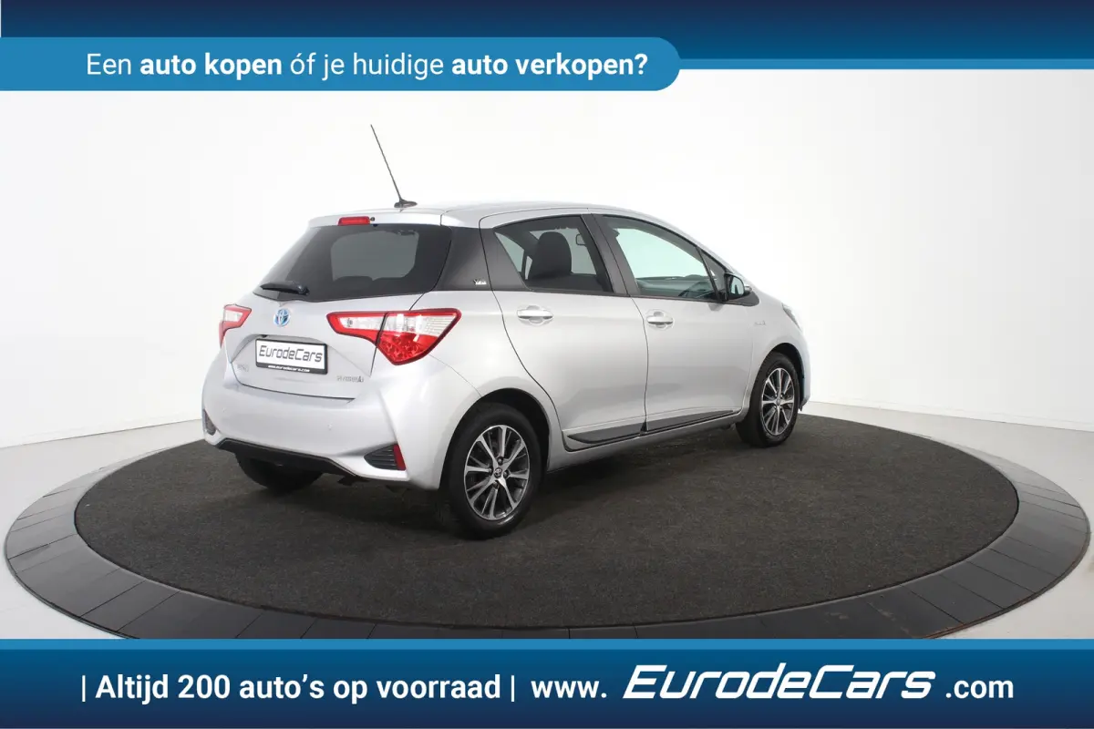 1.5 Hybrid Y20 1.5 VVTi *1ste Eigenaar*Navigatie*Camera*