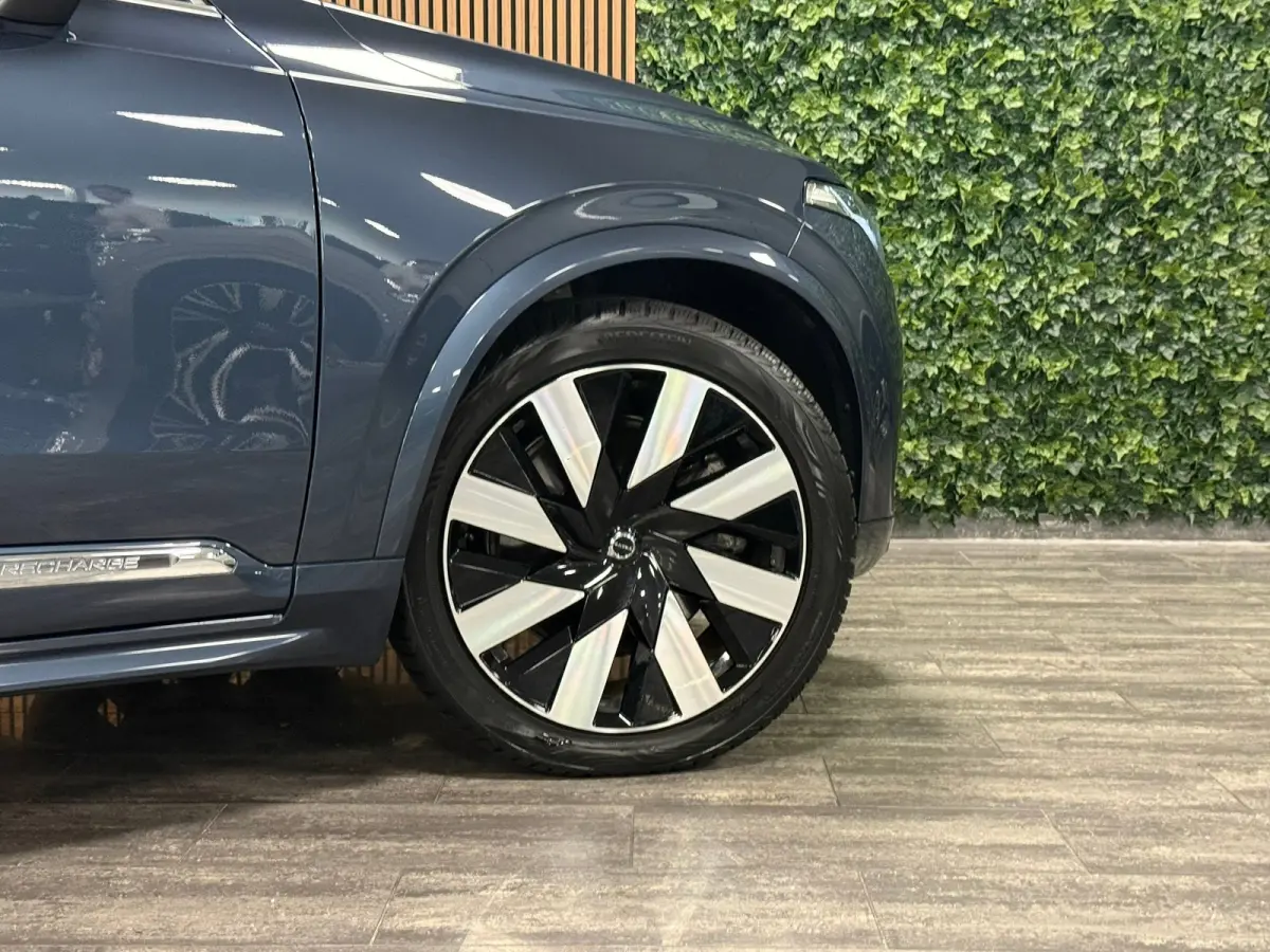 T8 AWD Recharge Plus Bright | Vol! | Luchtvering | Stoelventilatie | 360° Camera | Harman Kardon | 455pk | Schuifdak | Adaptieve Cruise Control | Stoelverwarming voor+achter | Stuurwielverw