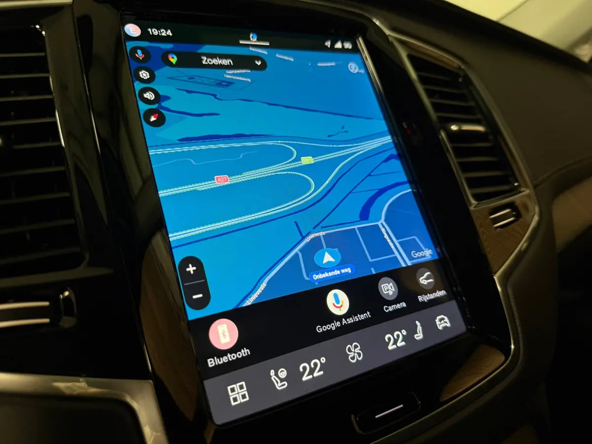 T8 AWD Recharge Plus Bright | Vol! | Luchtvering | Stoelventilatie | 360° Camera | Harman Kardon | 455pk | Schuifdak | Adaptieve Cruise Control | Stoelverwarming voor+achter | Stuurwielverw