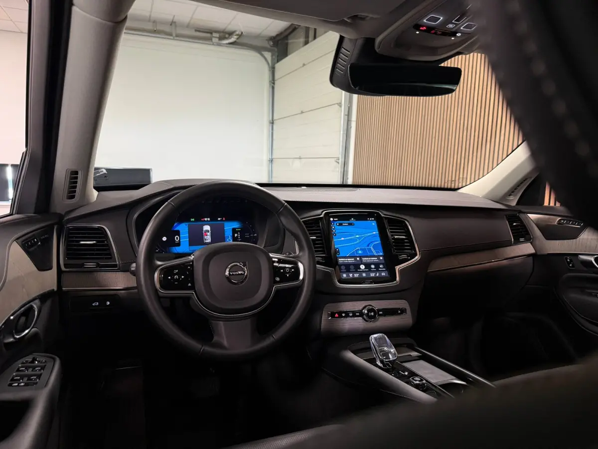 T8 AWD Recharge Plus Bright | Vol! | Luchtvering | Stoelventilatie | 360° Camera | Harman Kardon | 455pk | Schuifdak | Adaptieve Cruise Control | Stoelverwarming voor+achter | Stuurwielverw