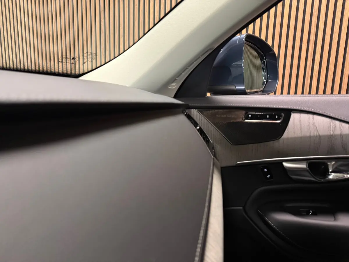 T8 AWD Recharge Plus Bright | Vol! | Luchtvering | Stoelventilatie | 360° Camera | Harman Kardon | 455pk | Schuifdak | Adaptieve Cruise Control | Stoelverwarming voor+achter | Stuurwielverw
