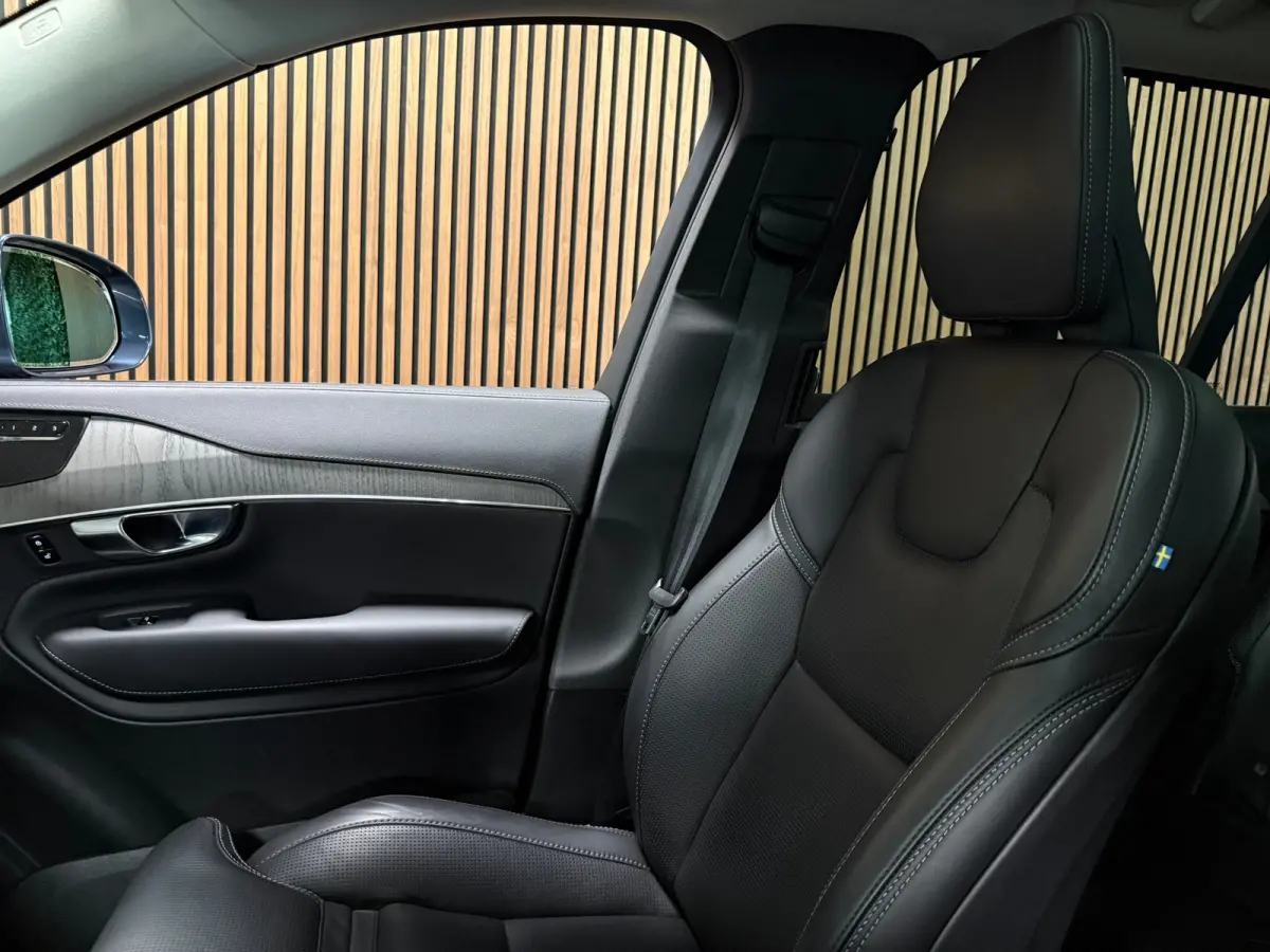 T8 AWD Recharge Plus Bright | Vol! | Luchtvering | Stoelventilatie | 360° Camera | Harman Kardon | 455pk | Schuifdak | Adaptieve Cruise Control | Stoelverwarming voor+achter | Stuurwielverw