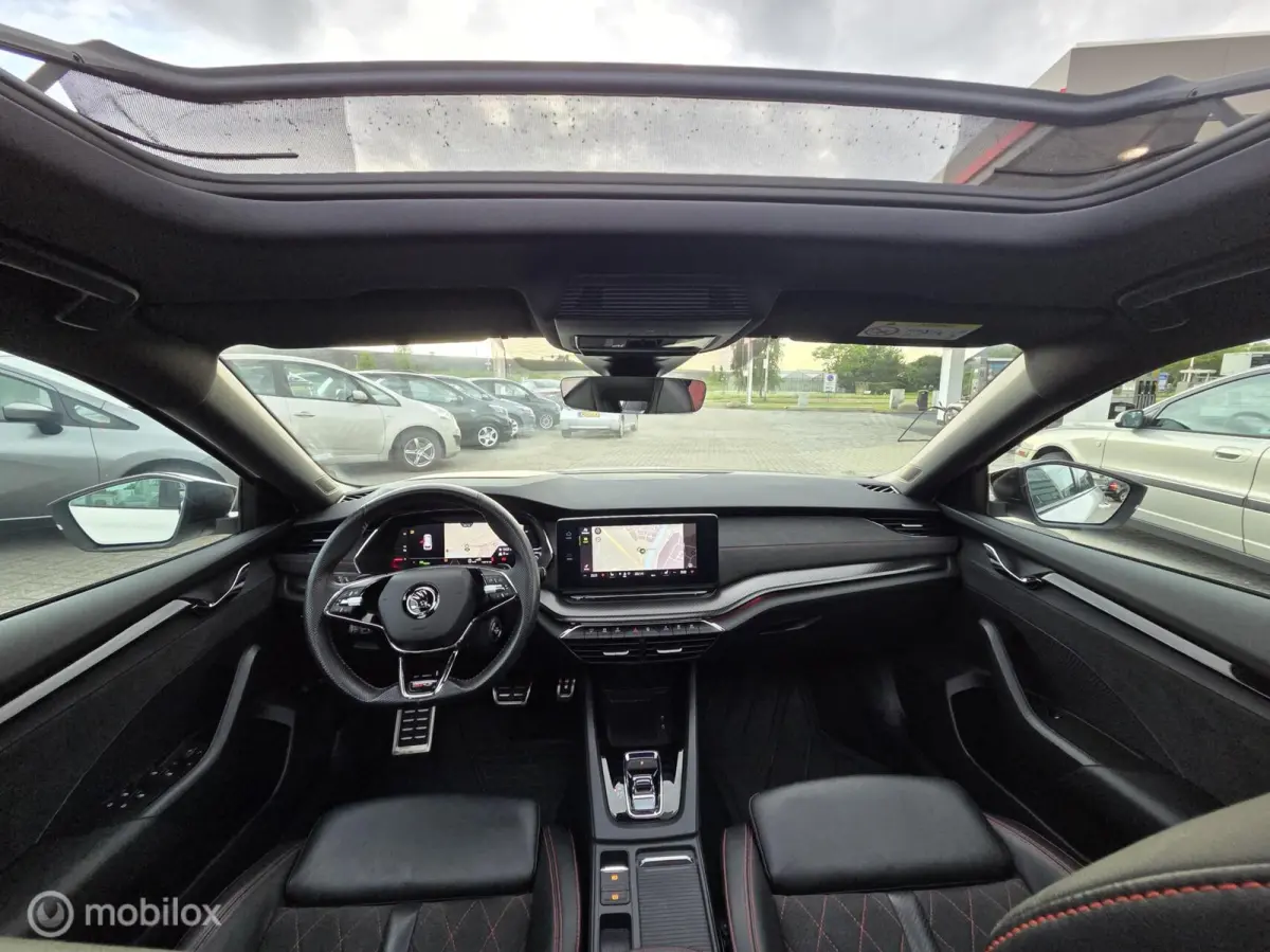 1.4 TSI RS iV PHEV Business HeadUp/Pano