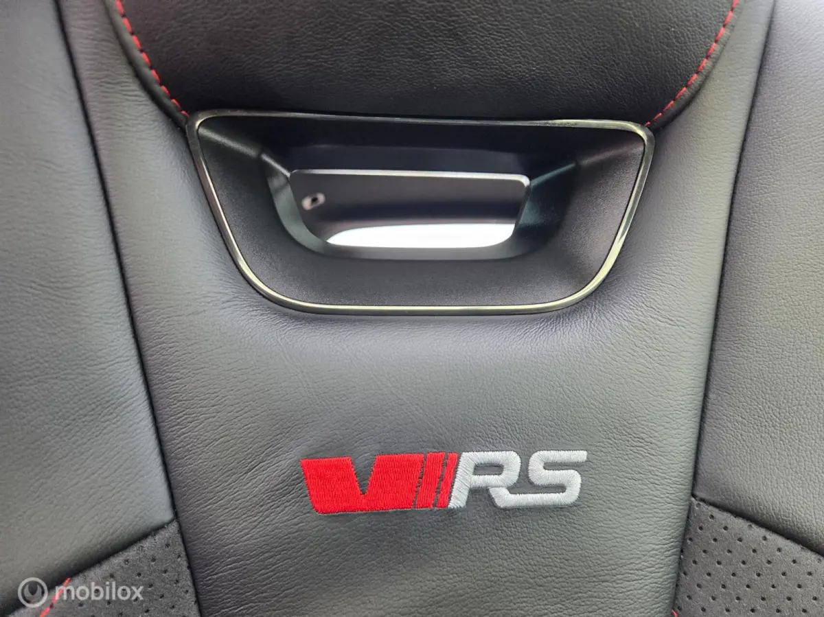 1.4 TSI RS iV PHEV Business HeadUp/Pano