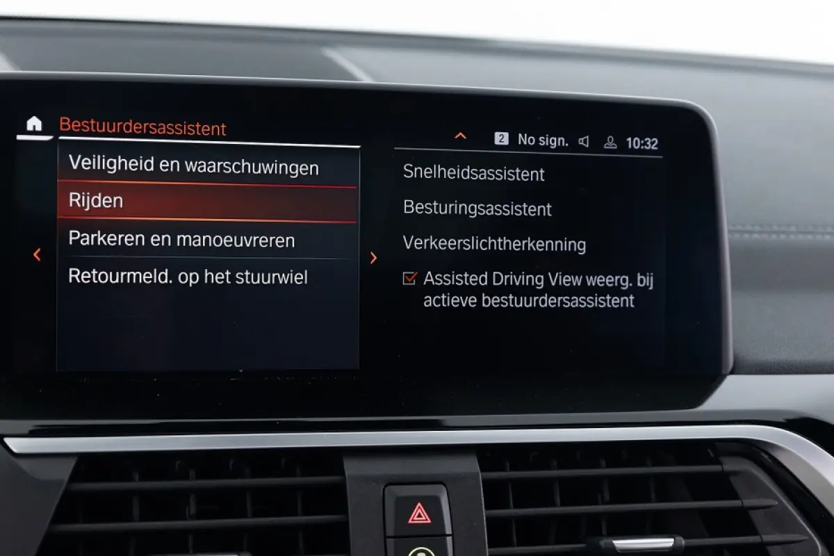 High Executive 80 kWh *SOH 100%* PANORAMADAK | LEDER