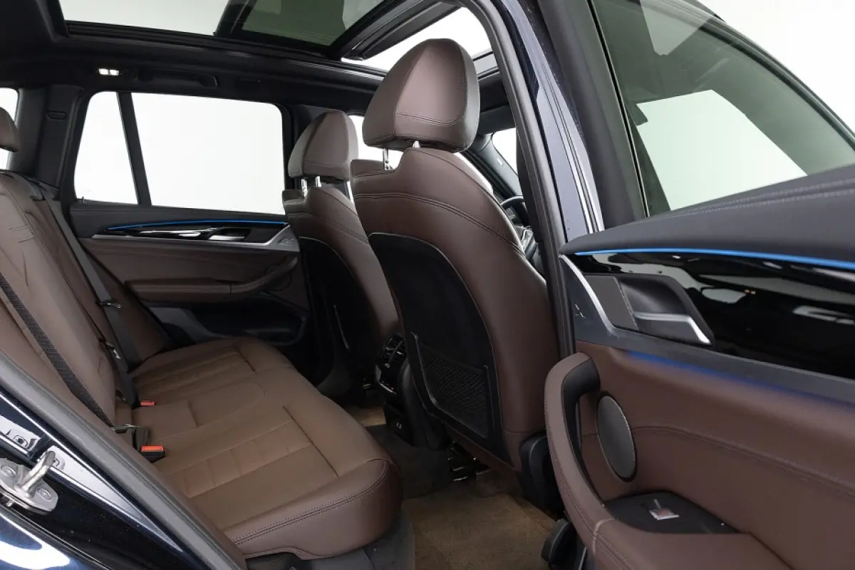 High Executive 80 kWh *SOH 100%* PANORAMADAK | LEDER