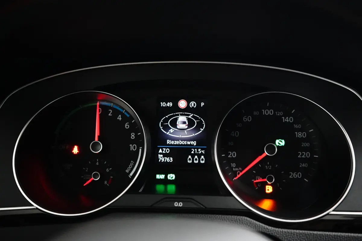 1.4 TSI PHEV GTE Business | Achteruitrijcamera | Trekhaak elektrisch uitklapbaar | Voorstoelen verwarmd