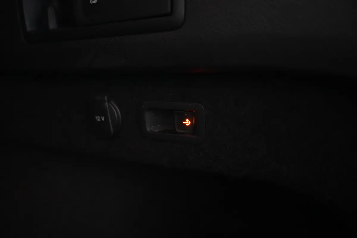 1.4 TSI PHEV GTE Business | Achteruitrijcamera | Trekhaak elektrisch uitklapbaar | Voorstoelen verwarmd