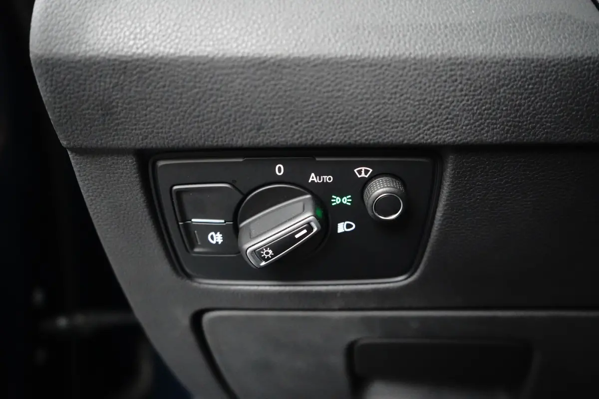 1.4 TSI PHEV GTE Business | Achteruitrijcamera | Trekhaak elektrisch uitklapbaar | Voorstoelen verwarmd