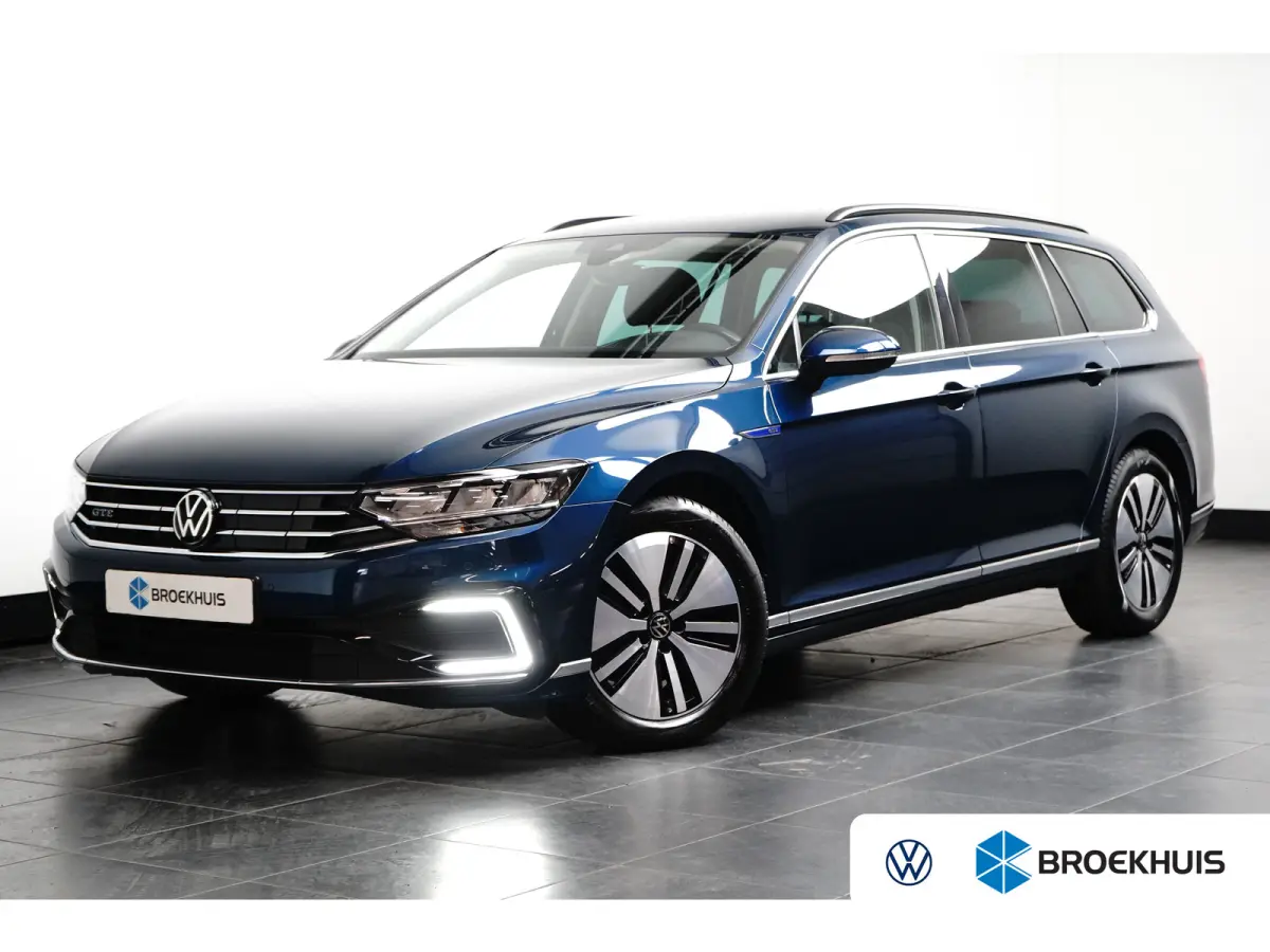 1.4 TSI PHEV GTE Business | Achteruitrijcamera | Trekhaak elektrisch uitklapbaar | Voorstoelen verwarmd
