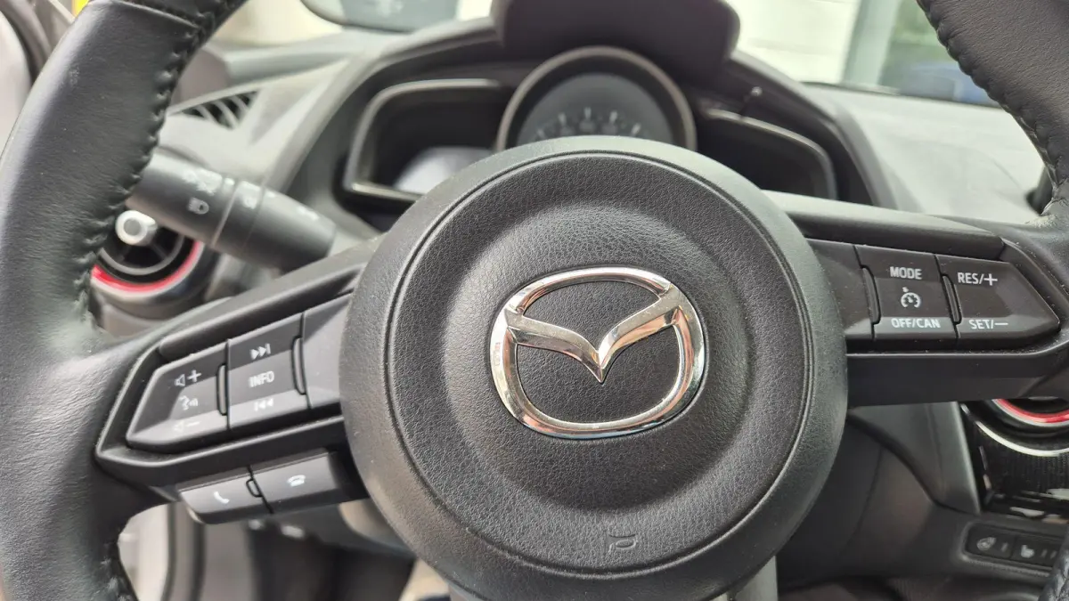 1.5 e-SkyActiv-G 90 Homura | Stoel- & Stuurverw. | Parkeercamera |