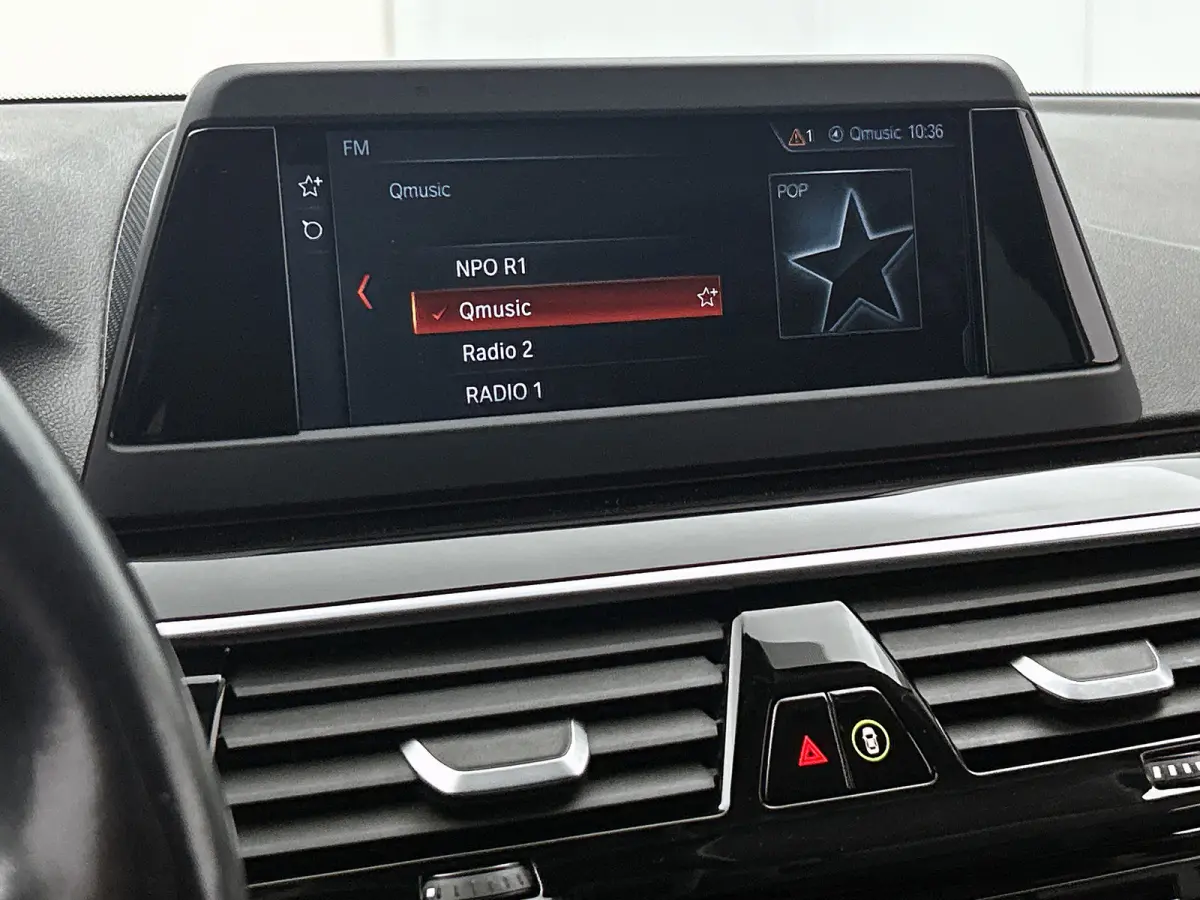 530i High Executive (Goed OndH, Navi, Stoel Ver + Koel, Camera, Head-up, Comfort Stoelen, Etc)