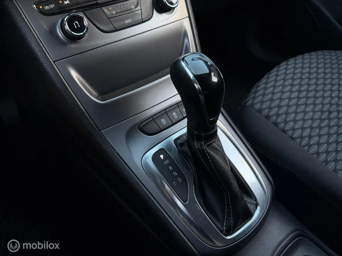 1.4 Turbo 150 PK Automaat Navi Cam