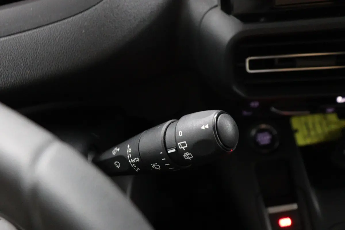 1.5 BlueHDi 100 S&S L1 | Trekhaak | Climate Control | Parkeercamera |