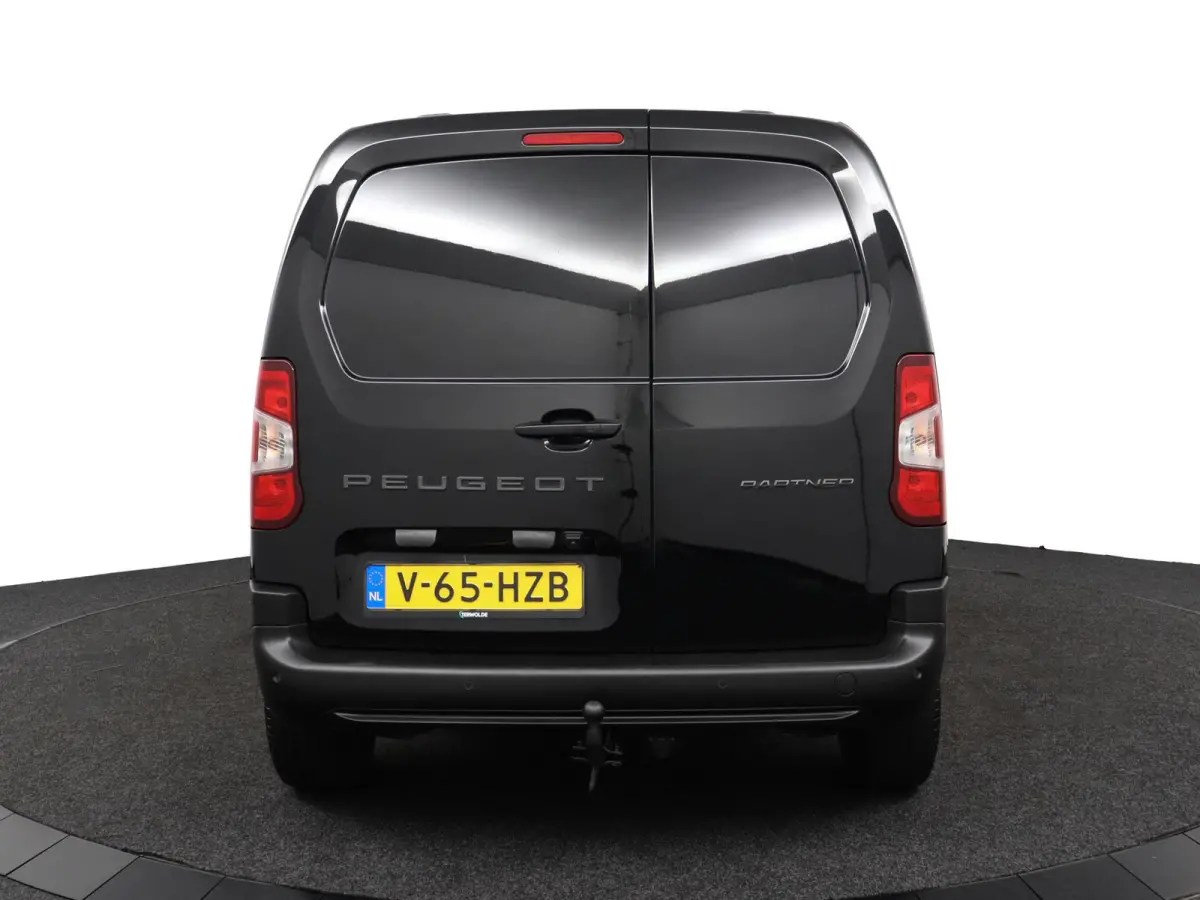 1.5 BlueHDi 100 S&S L1 | Trekhaak | Climate Control | Parkeercamera |