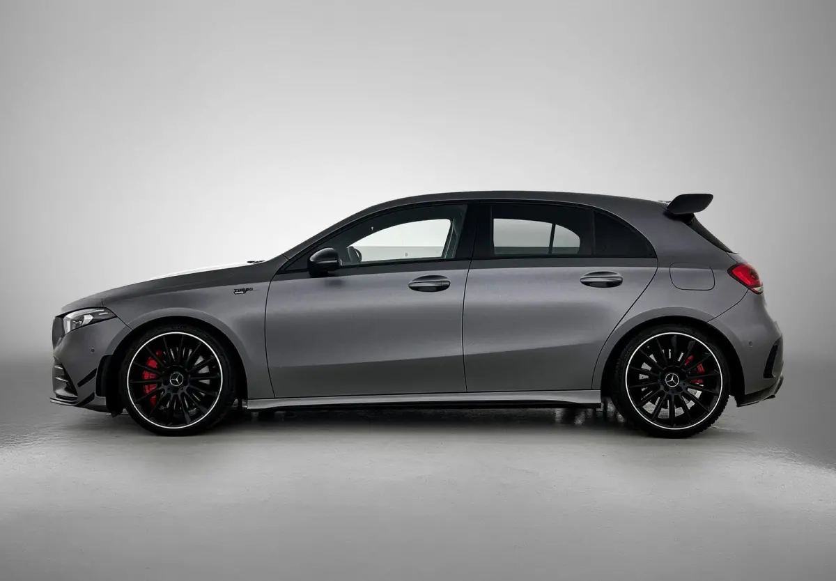 AMG 35 4MATIC Premium Plus | ACHTERUITRIJCAMERA | BURMESTER | STOELVERWARMING | SFEERVERLICHTING | MULTIBEAM LED |