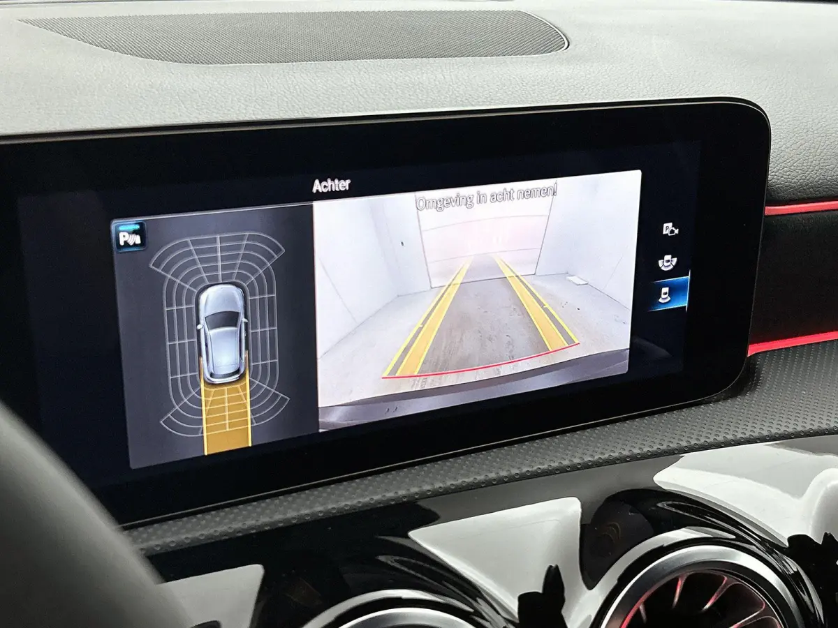 AMG 35 4MATIC Premium Plus | ACHTERUITRIJCAMERA | BURMESTER | STOELVERWARMING | SFEERVERLICHTING | MULTIBEAM LED |