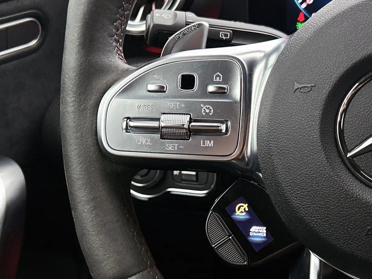 AMG 35 4MATIC Premium Plus | ACHTERUITRIJCAMERA | BURMESTER | STOELVERWARMING | SFEERVERLICHTING | MULTIBEAM LED |