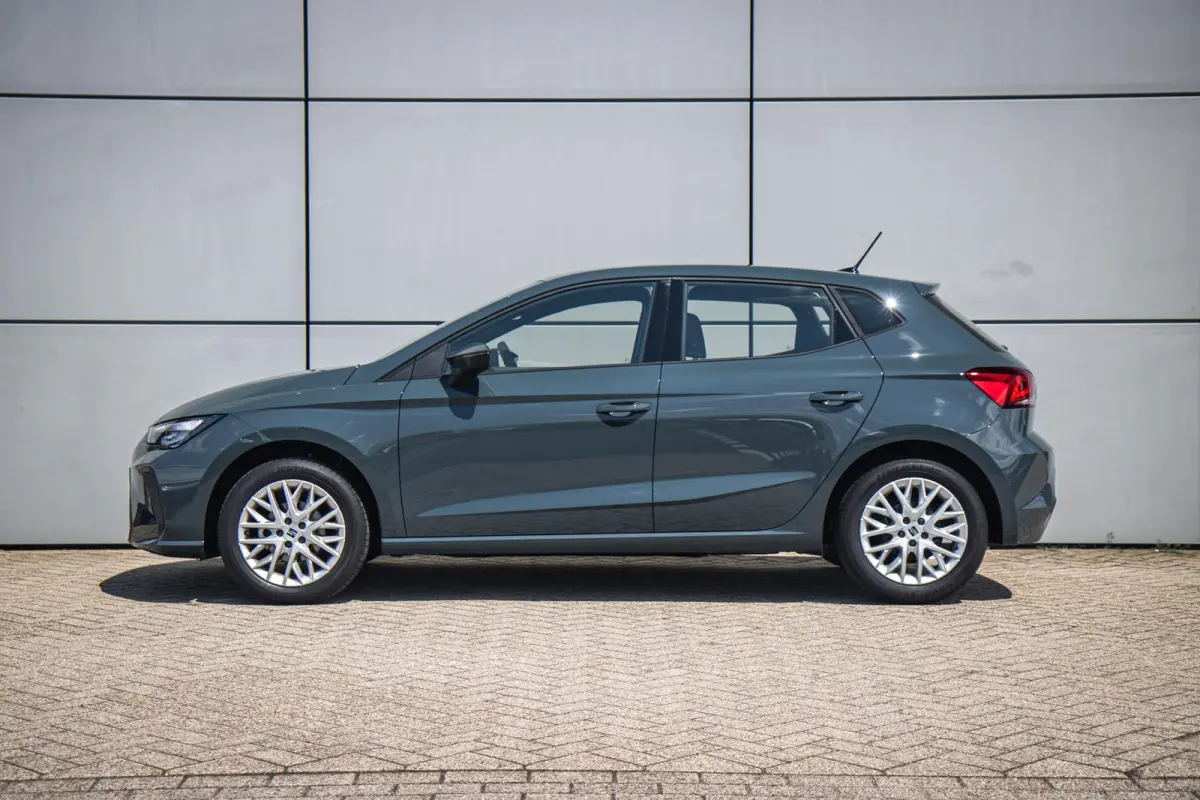 1.0 EcoTSI 95pk Style | Apple Carplay/Android Auto | Full LED | Parkeersensor Achter