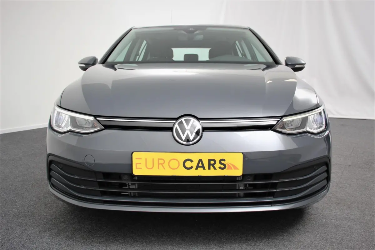 1.0 TSI 110pk Automaat Life Navigatie Climate Control Navigatie Camera Digitale Cockpit Parkeer sensoren  V+A DAB Cruise Control Lichtmetalen Velgen