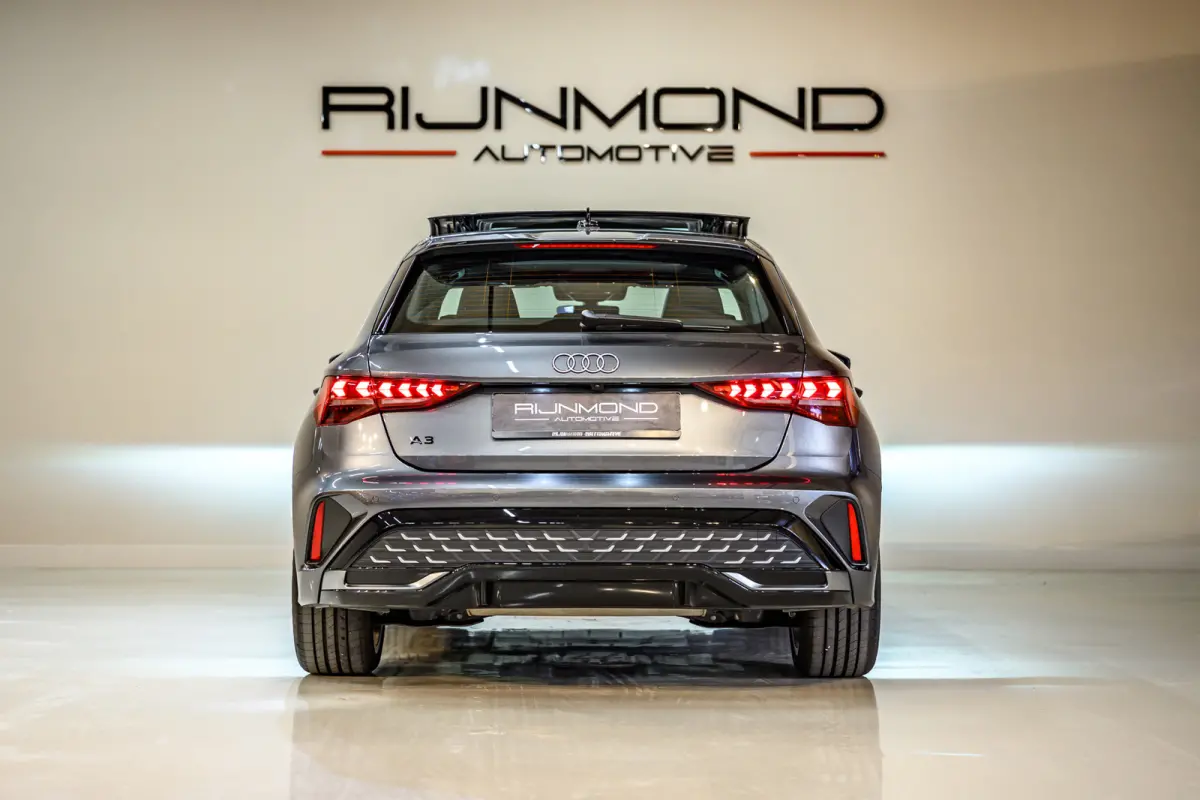 35 TFSI 3X S-Line | Keyless| Pano | Sonos |Matrix-Led | Camera|Zelf Parkeren|Dode Hoek Sensor|