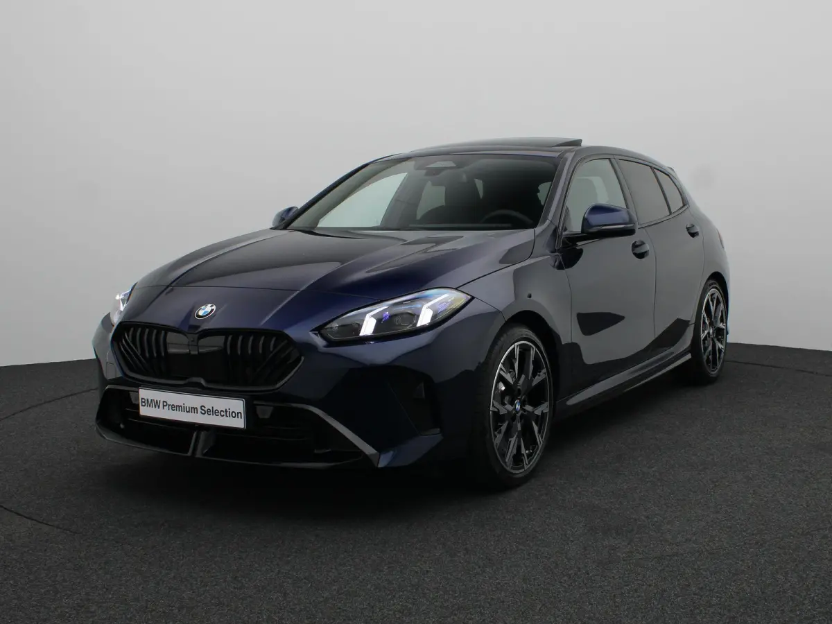 120 M Sport Design Edition | M Sportpakket Pro | Stuurwielrand Verwarmd | Panoramadak | 	Elektrisch Verstelbare Sportstoelen | Harman Kardon | 19''