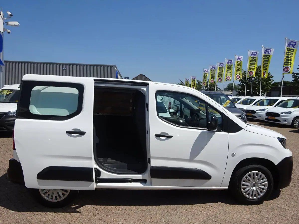 1.2 PureTech Pro BENZINE AIRCO NAVI CRUISE CONTROL PDC SCHUIFDEUR