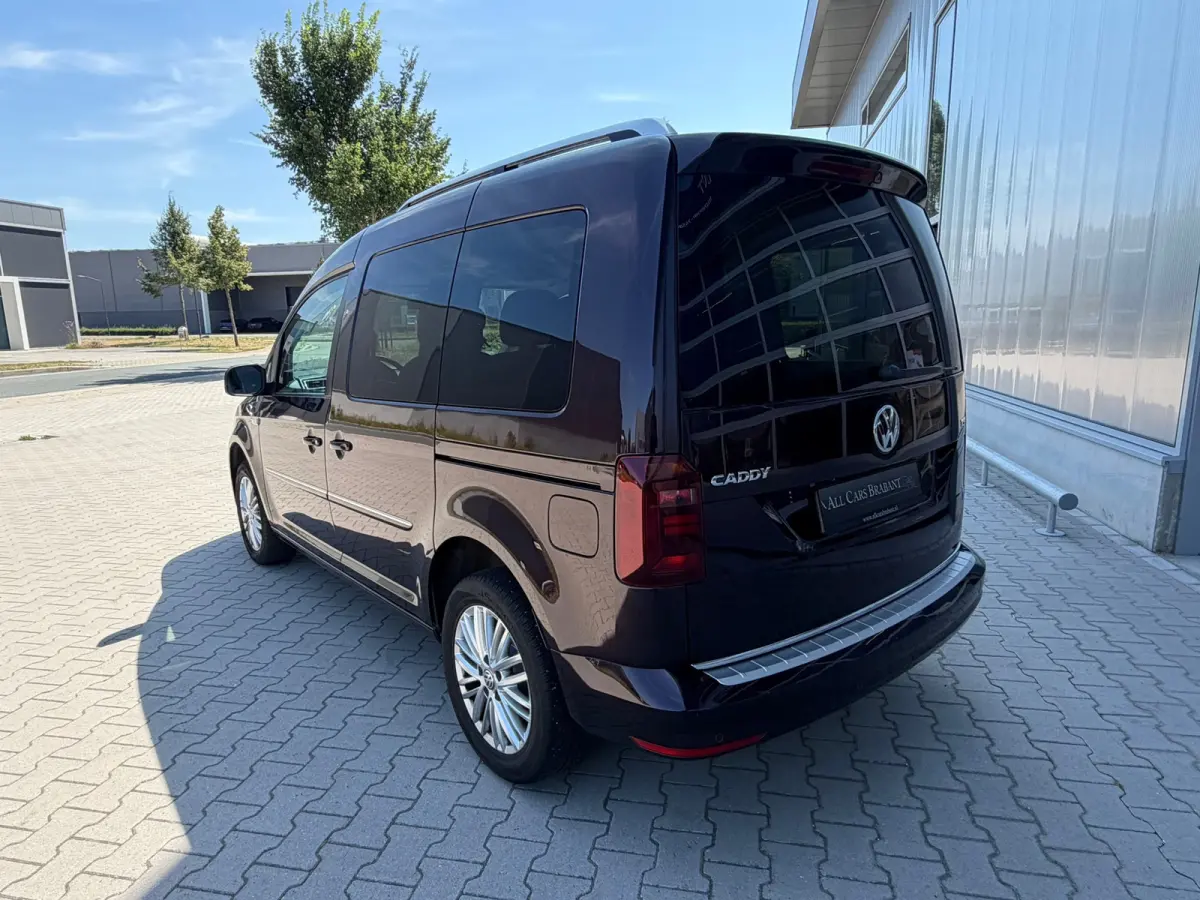 1.4 TSI Highline / xenon / leder/ nav/