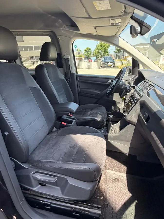1.4 TSI Highline / xenon / leder/ nav/