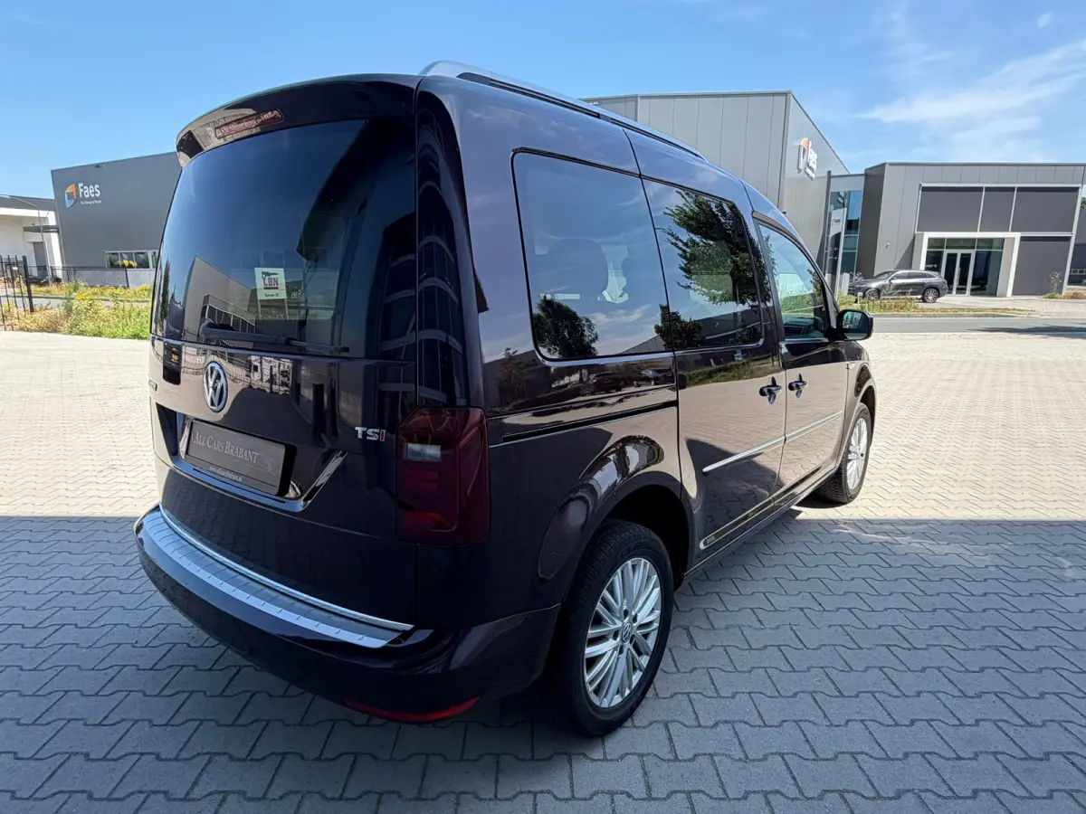 1.4 TSI Highline / xenon / leder/ nav/