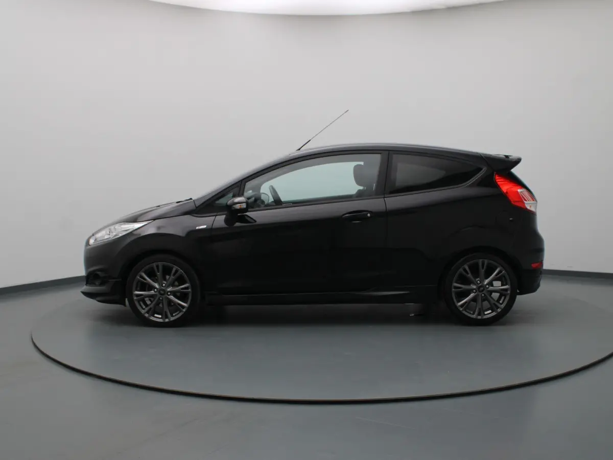 125pk EcoBoost ST Line Climate | Navi