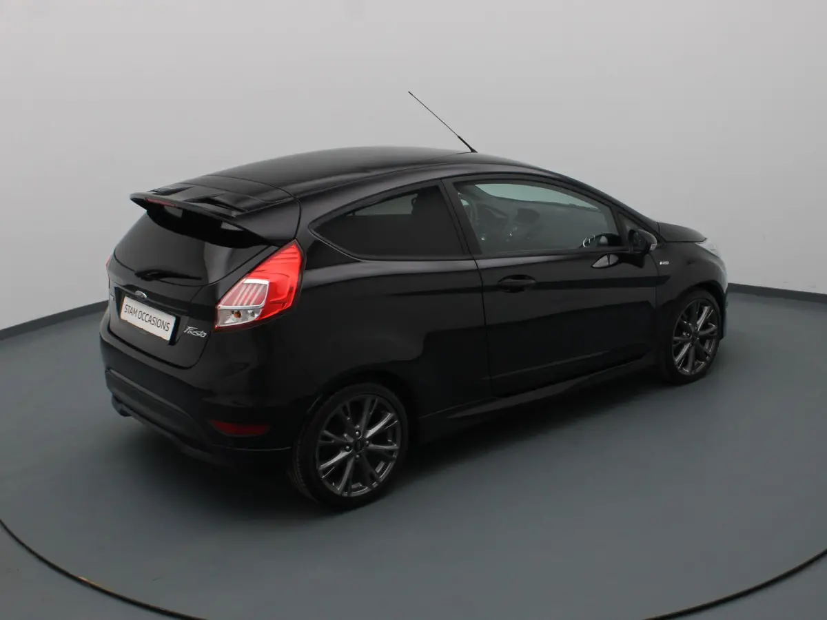 125pk EcoBoost ST Line Climate | Navi