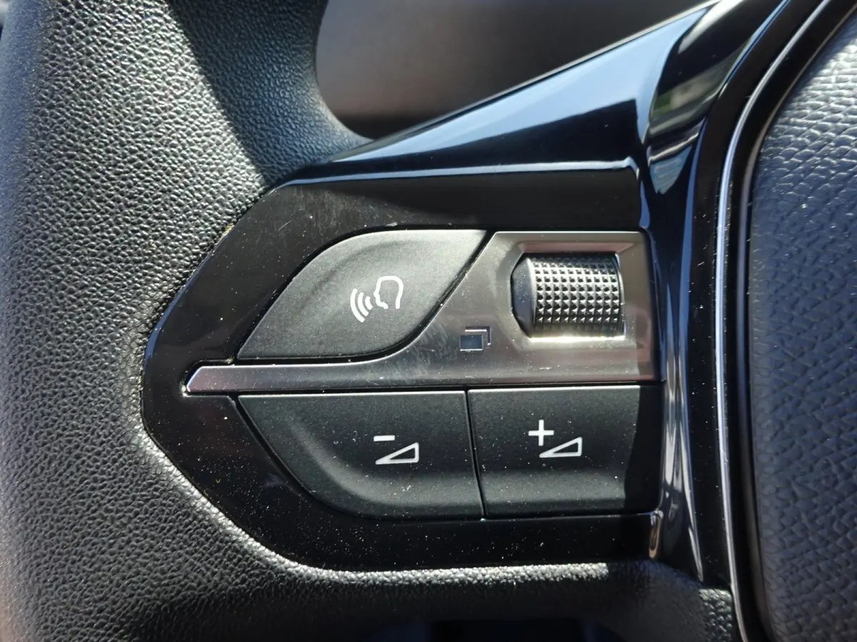 1.2 PureTech Pro BENZINE AIRCO NAVI CRUISE CONTROL PDC SCHUIFDEUR