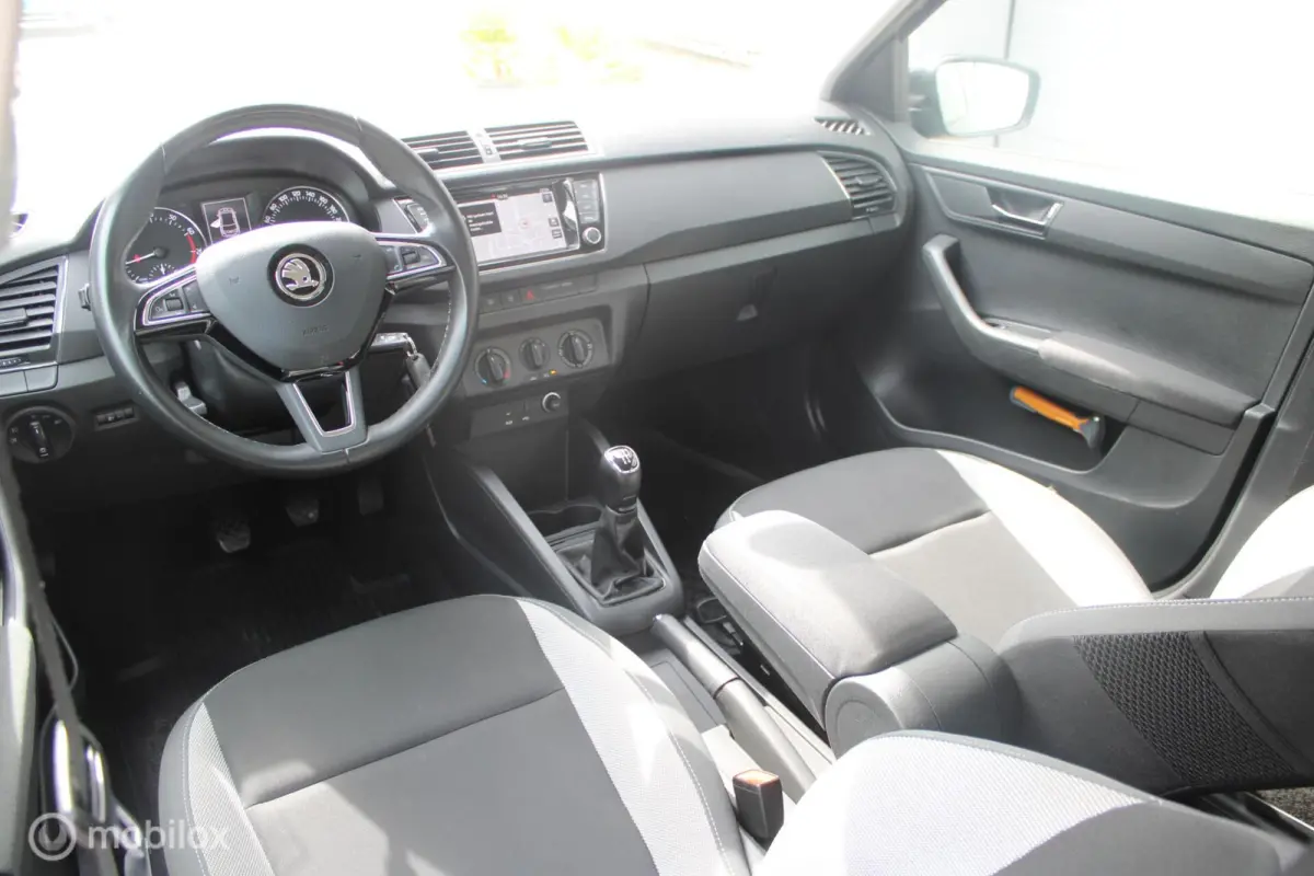 1.0 TSI Ambition 1e Eigenaar NL Auto | Airco | Cruise | Navigatie | Parkeersensoren.