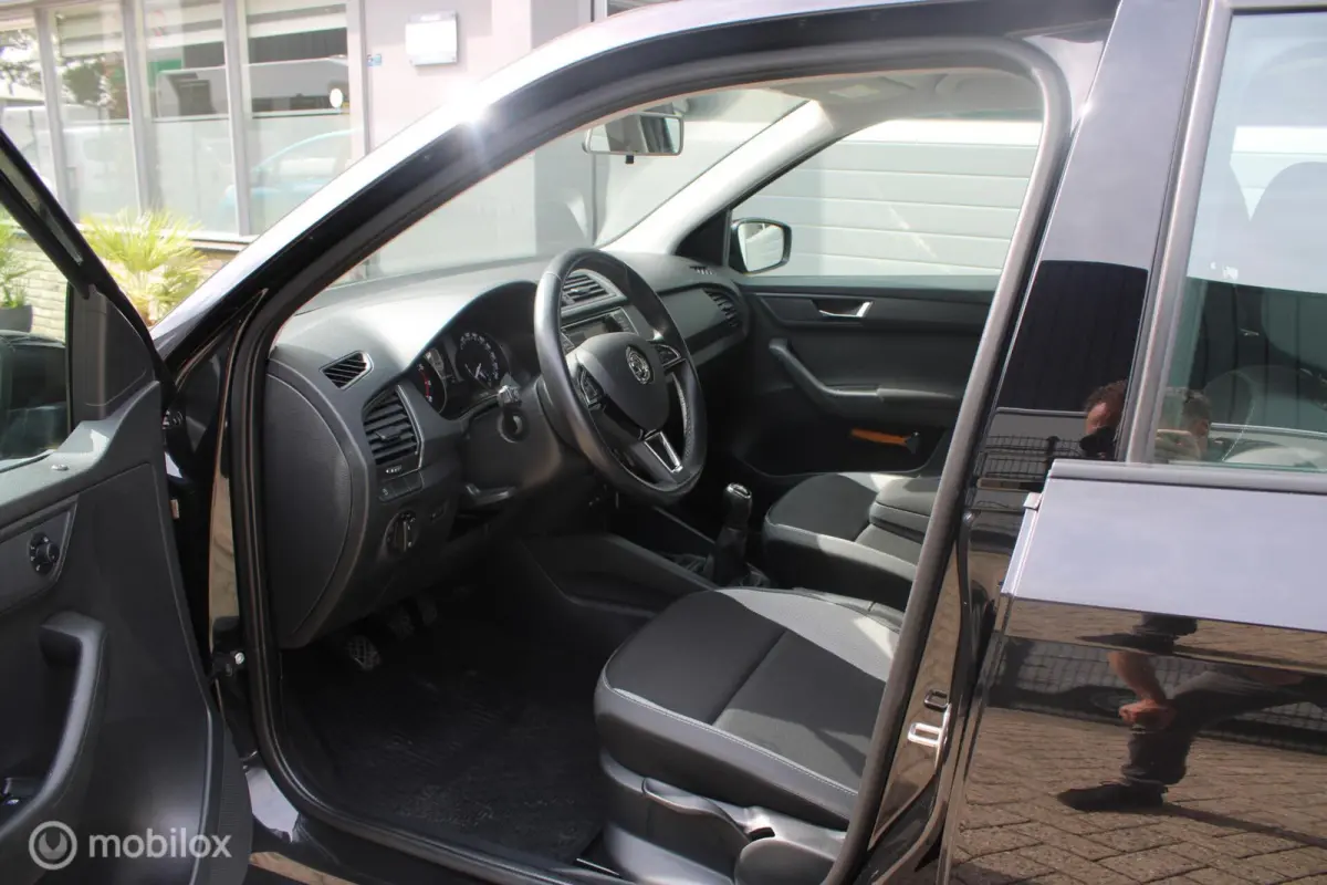 1.0 TSI Ambition 1e Eigenaar NL Auto | Airco | Cruise | Navigatie | Parkeersensoren.