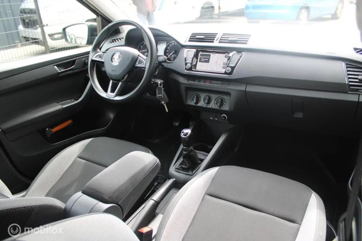 1.0 TSI Ambition 1e Eigenaar NL Auto | Airco | Cruise | Navigatie | Parkeersensoren.