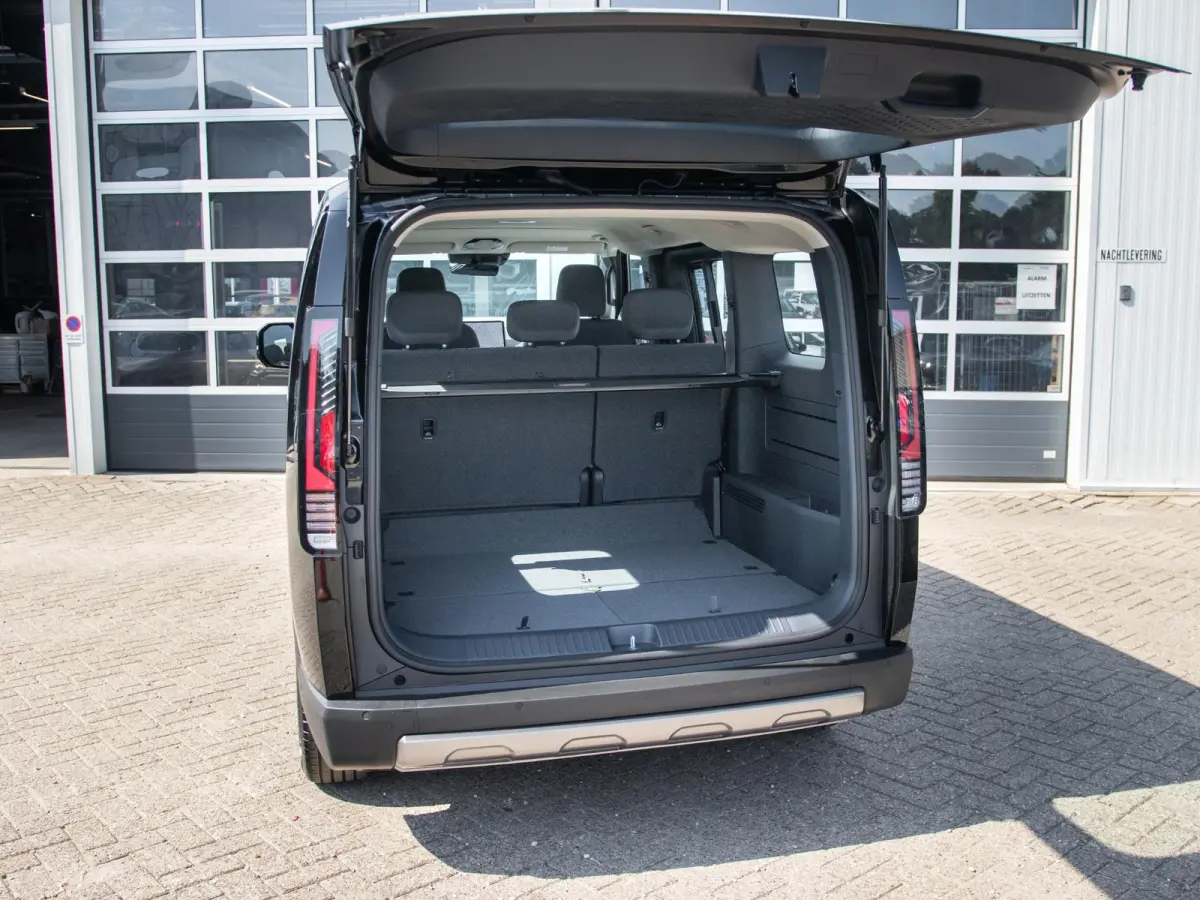 Elite 71.2 kWh | Actieprijs* | 5 zits | Direct leverbaar | Clima. | Adapt. Cruise. | Navi. | Stoel&Stuur Verwarming | Dodehoekcamera | Parkeersensoren