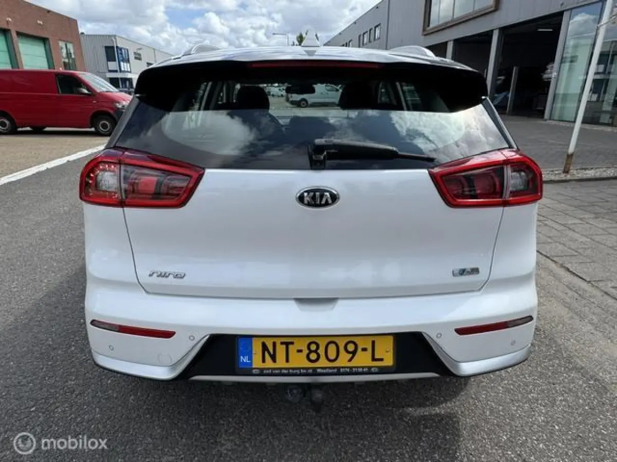 1.6 GDi Hybrid DynamicLine Trekhaak , Navigatie , Achteruit rij camera , Cruise controle , Climate controle , Lane assist , Dealer onderhouden met onderhoud historie