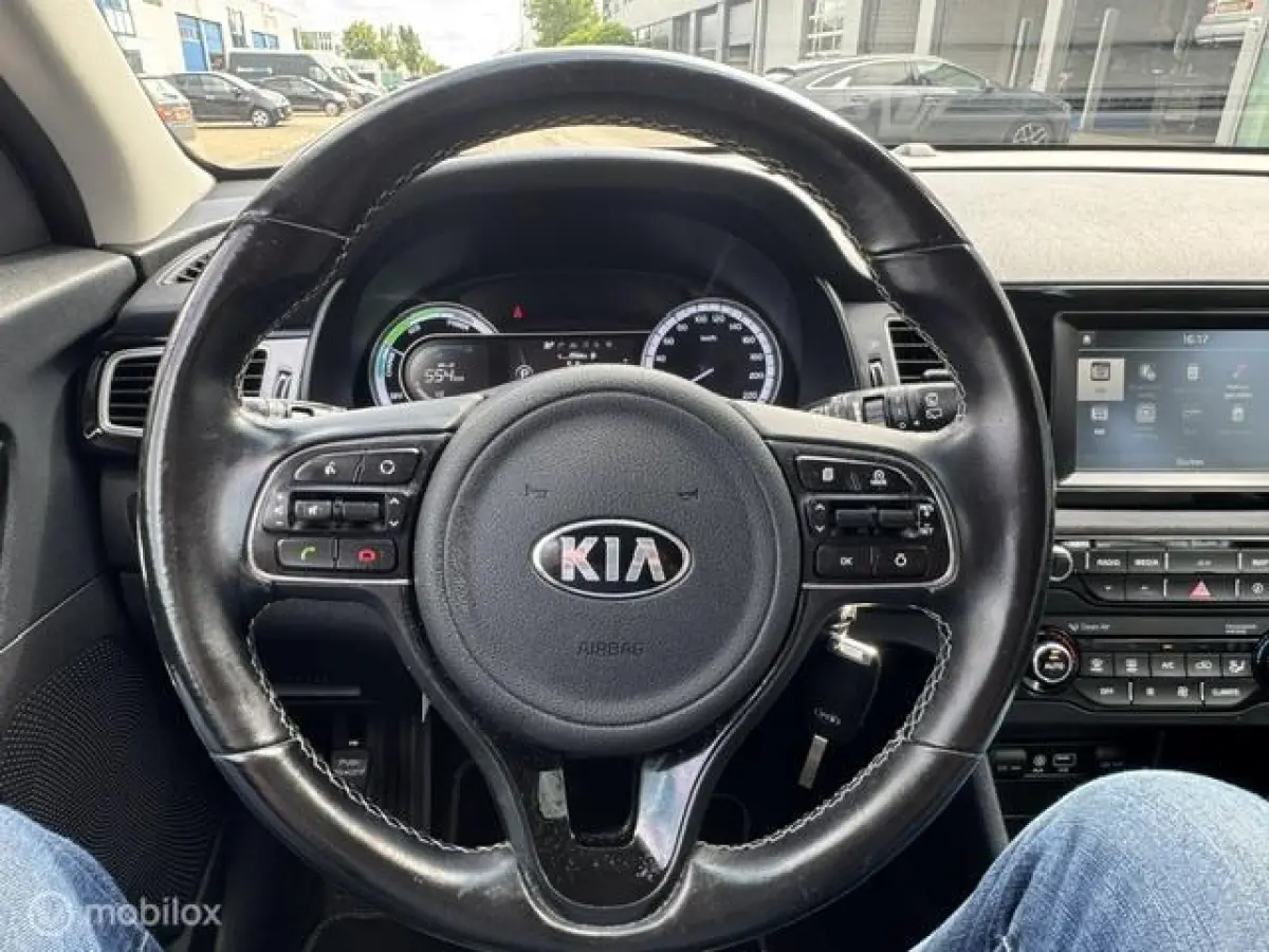 1.6 GDi Hybrid DynamicLine Trekhaak , Navigatie , Achteruit rij camera , Cruise controle , Climate controle , Lane assist , Dealer onderhouden met onderhoud historie