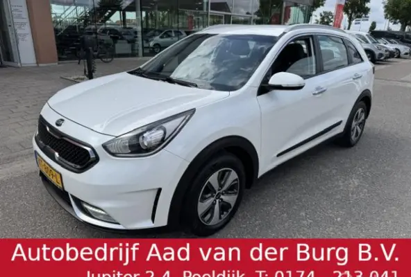 1.6 GDi Hybrid DynamicLine Trekhaak , Navigatie , Achteruit rij camera , Cruise controle , Climate controle , Lane assist , Dealer onderhouden met onderhoud historie