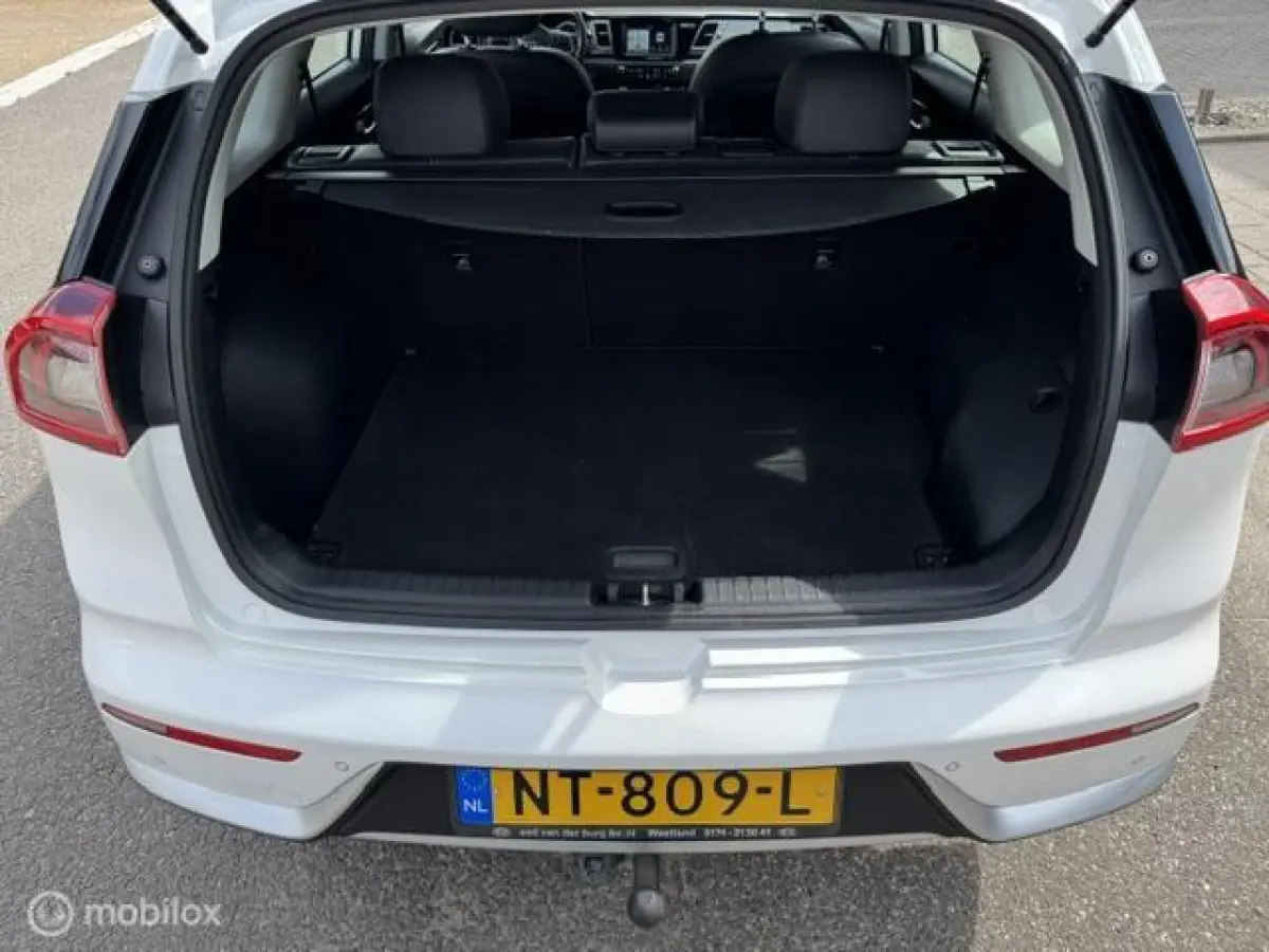 1.6 GDi Hybrid DynamicLine Trekhaak , Navigatie , Achteruit rij camera , Cruise controle , Climate controle , Lane assist , Dealer onderhouden met onderhoud historie